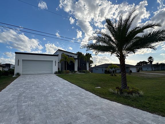 5th image of 1882 Coral Point Dr