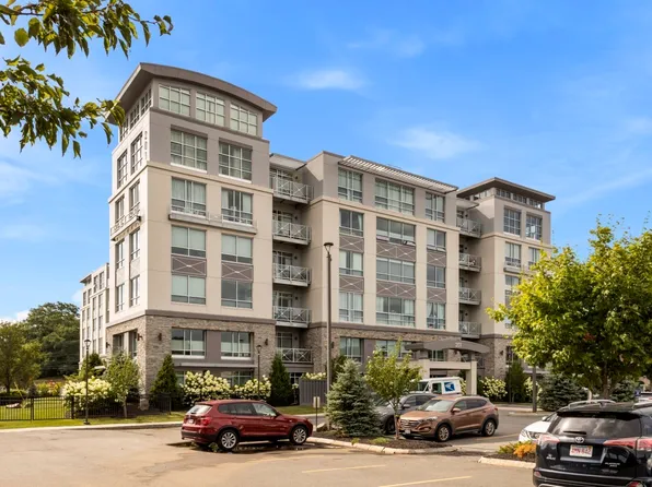 201 Elliott St #100, Beverly, MA 01915