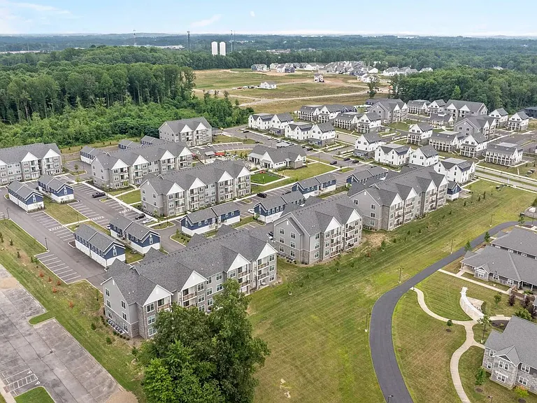 Parkview at Spring Hill — Photo 35