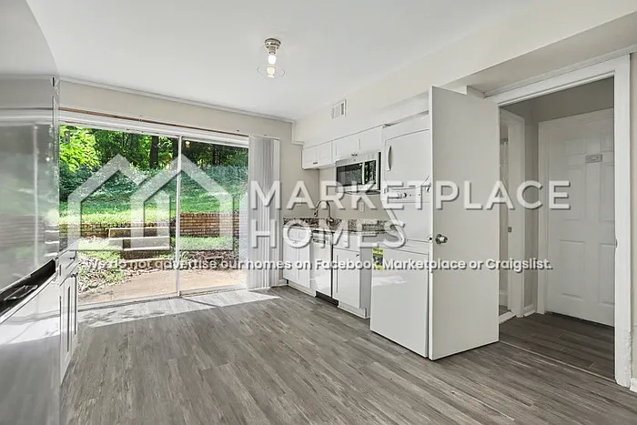 2470 Glenrock Dr #B — Photo 7