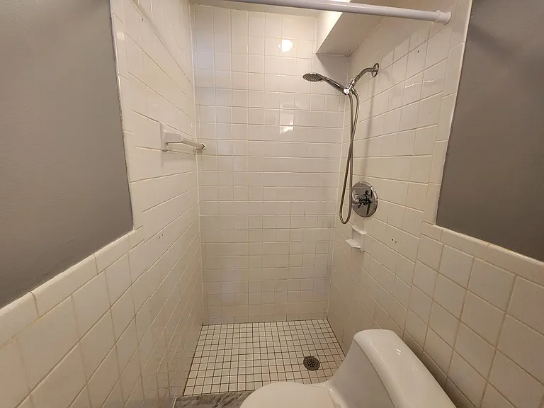 75 Edgelawn Ave #1 — Photo 21