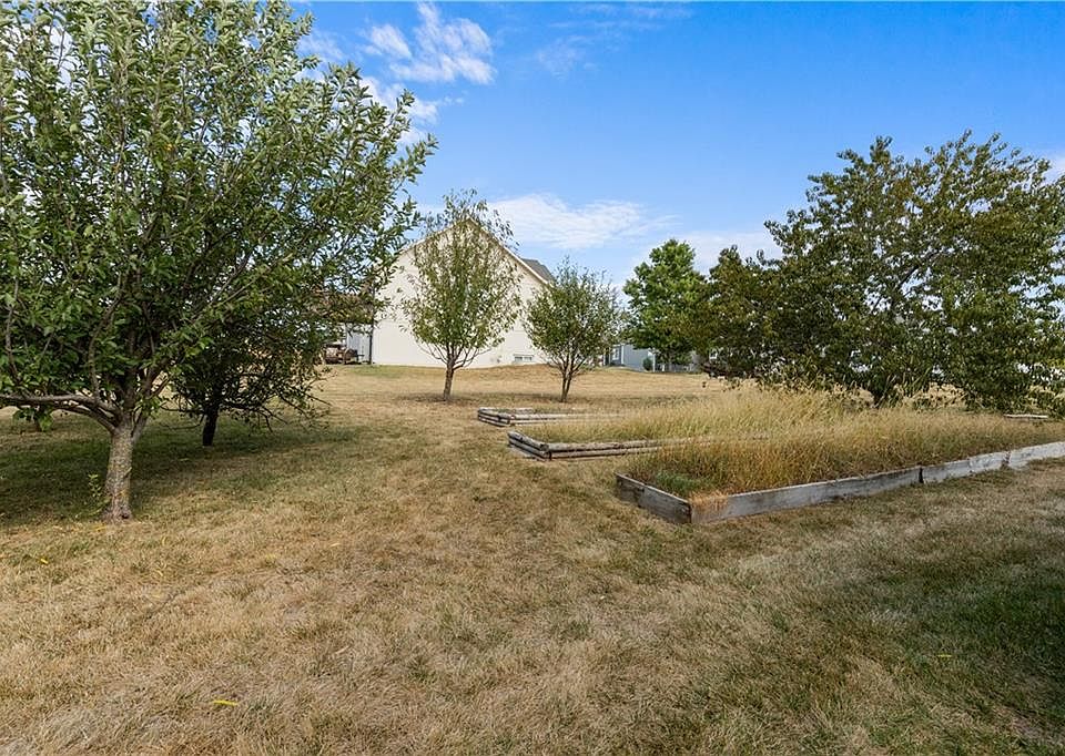 2nd image of 12417 Black Oak Cir