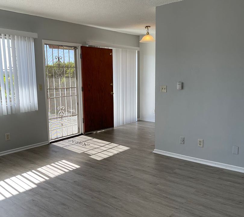 1st image of 3516 W Florence Ave #10