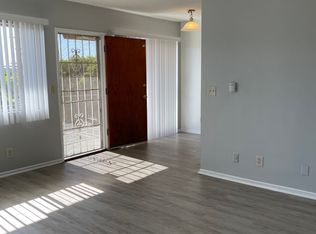 3516 W Florence Ave #10, Los Angeles, CA 90043