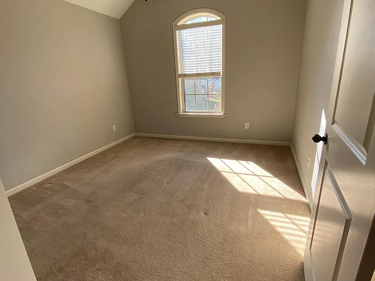 9761 Silver Bell Ct — Photo 40