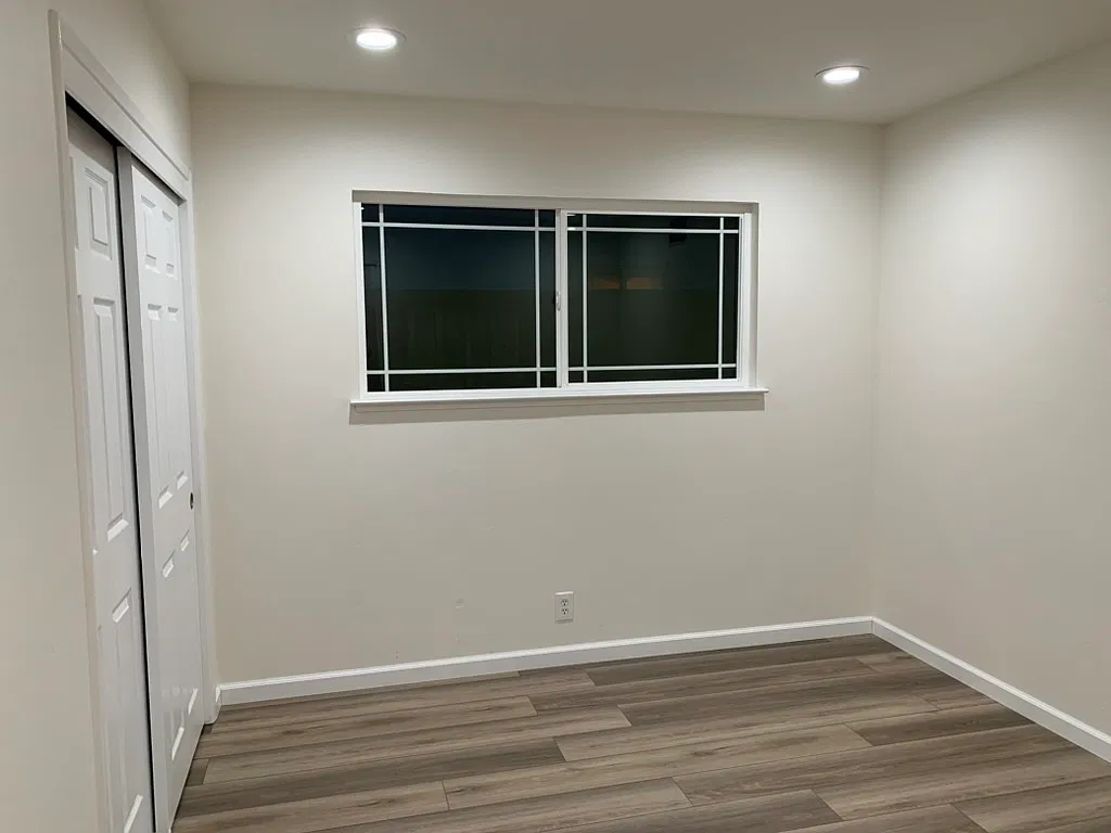 3 bed, 1800 sqft, $1,295 — Photo 1