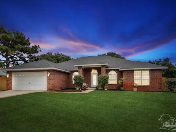 1960 Amhurst Ct, Navarre, FL 32566