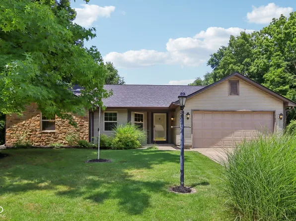 162 Hickorywood Ct, Brownsburg, IN 46112