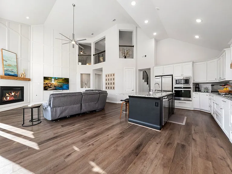 4602 Lorion Dr — Photo 18