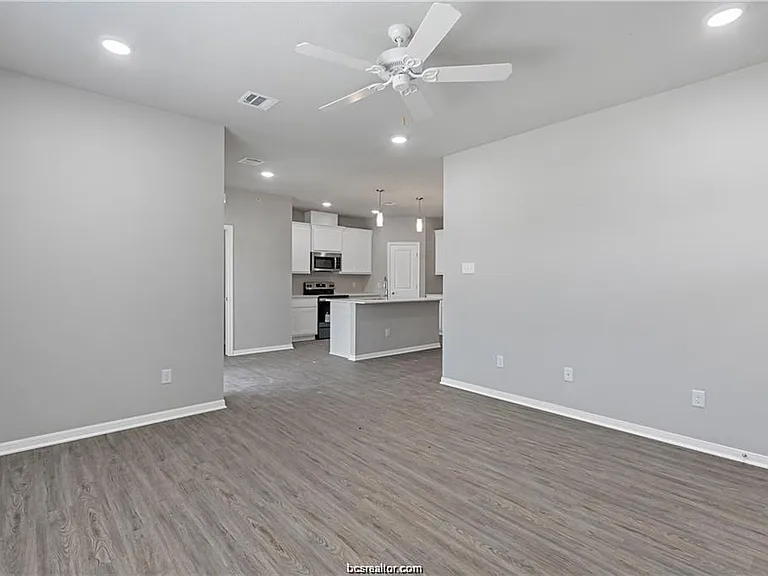 1326 Prairie Dr #1211 — Photo 4