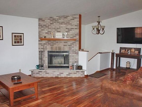 2nd image of 607 Colby Dr