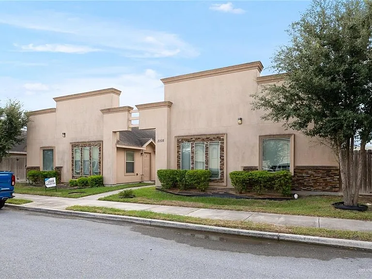 2208 Taxco Ct #3 — Photo 1