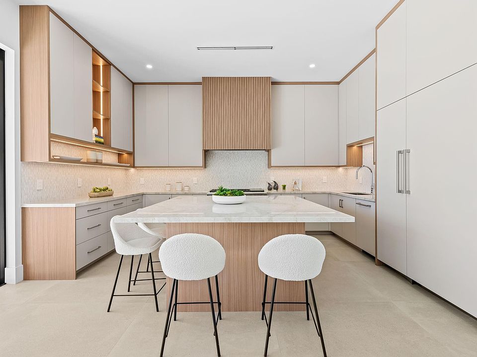 1st image of 4516 NE 22nd Road