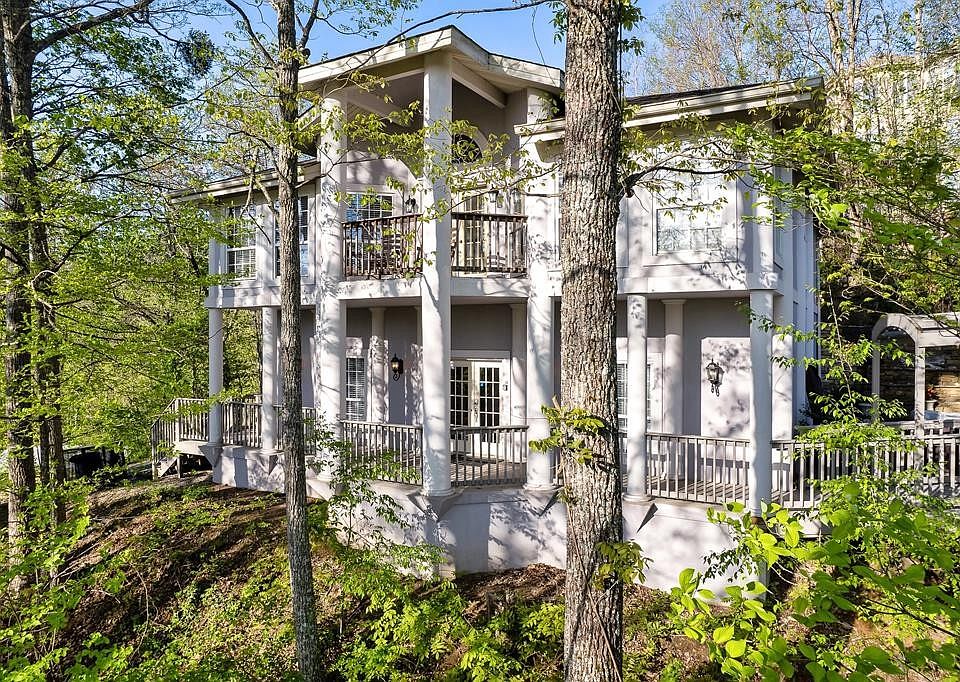 1st image of 838 Ski Mountain Rd #C2