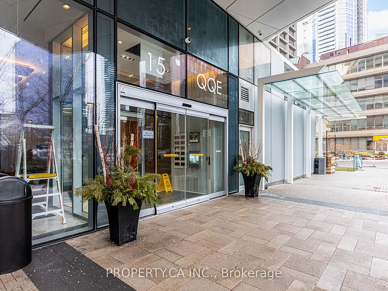15 Queens Quay E #419 — Photo 16