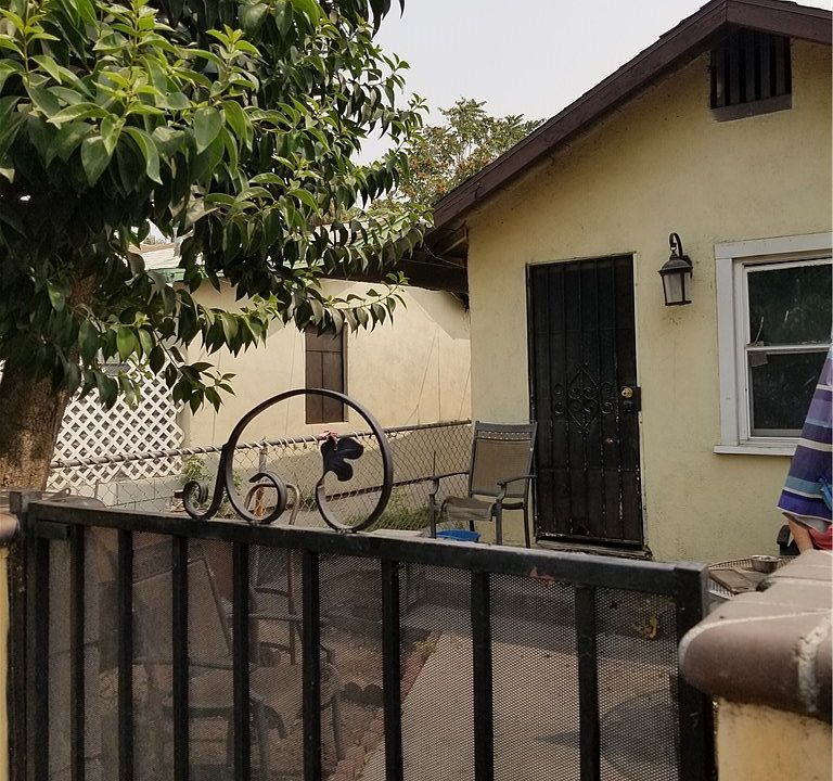 1st image of 8123 Palm Ln