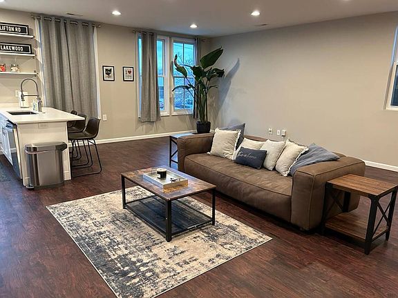 3rd image of 3246 Lorain Ave #201