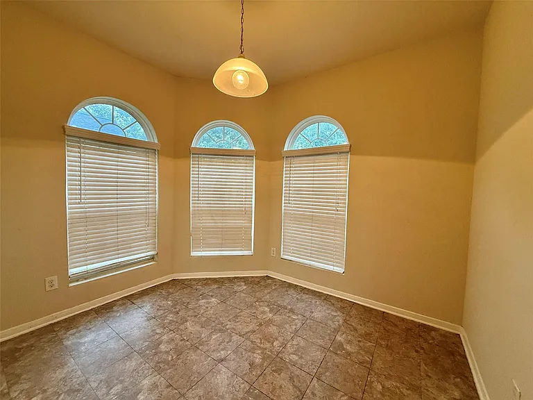 14802 Fir Knoll Way — Photo 10