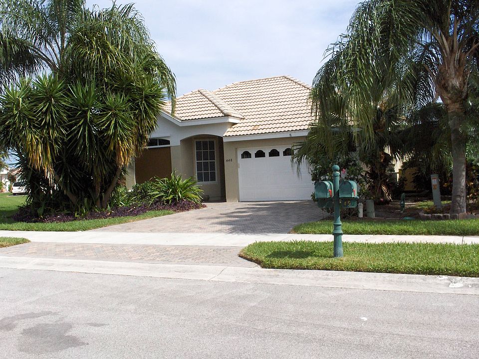 1st image of 448 SW Horseshoe Bay