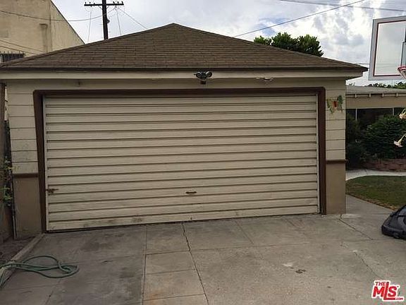 5th image of 712 W 78th St