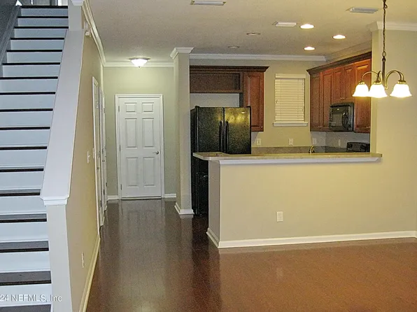 2301 SUNSET BLUFF Drive, Jacksonville, FL 32216