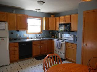 1249 Valleyridge Dr, Lake Mills, WI 53551