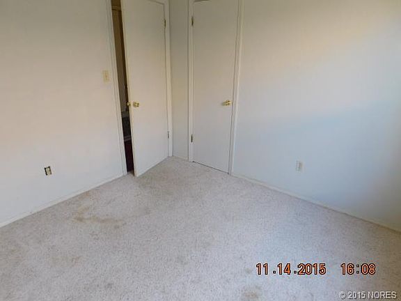 2nd image of 603 Bradford Ct