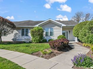 3436 Pinyon Dr, Springfield, IL 62711