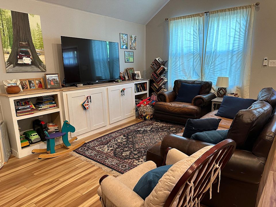1st image of 534 Booker Ave