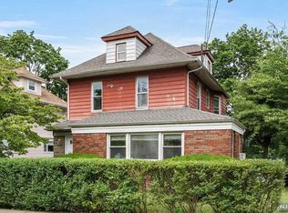 398 Teaneck Rd, Ridgefield Park, NJ 07660