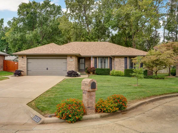 1320 E Lafayette Street, Springfield, MO 65804