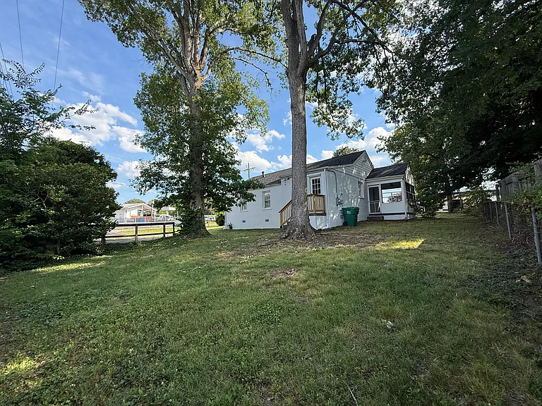9000 Gayton Rd — Photo 19