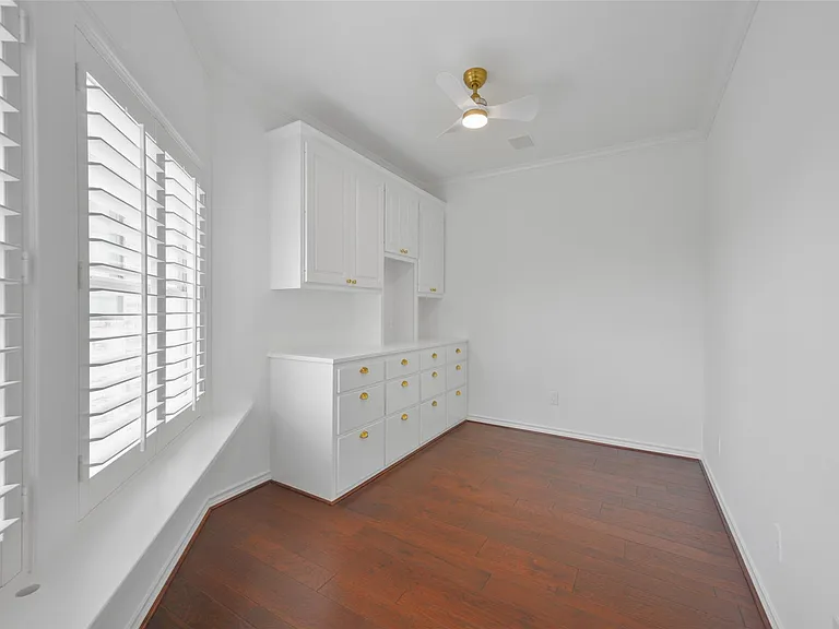 3724 Wroxton Rd — Photo 30