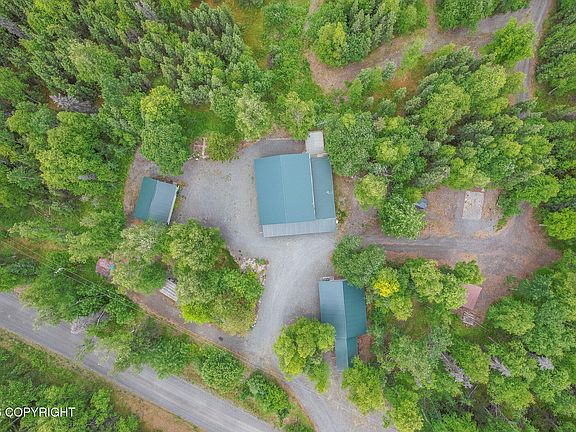 4th image of 29380 Bear Rd