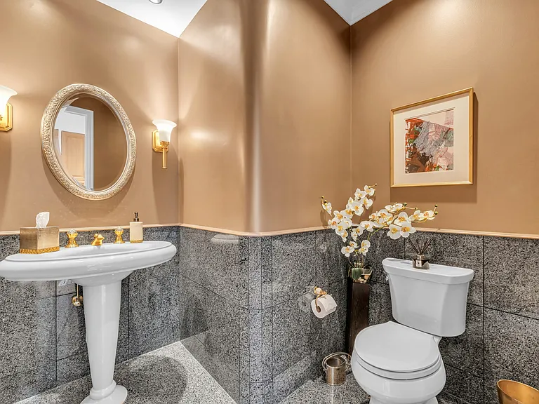 1525 Errigal Pl — Photo 37