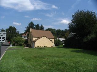 2726 Cedar Ln, Glenside, PA 19038