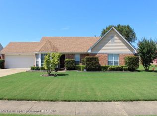 9163 Triple Crown Loop E, Southaven, MS 38671