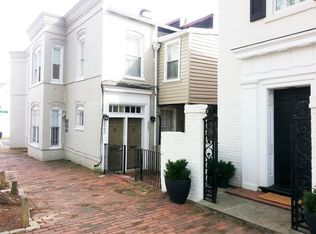 2902 Dumbarton St NW, Washington, DC 20007