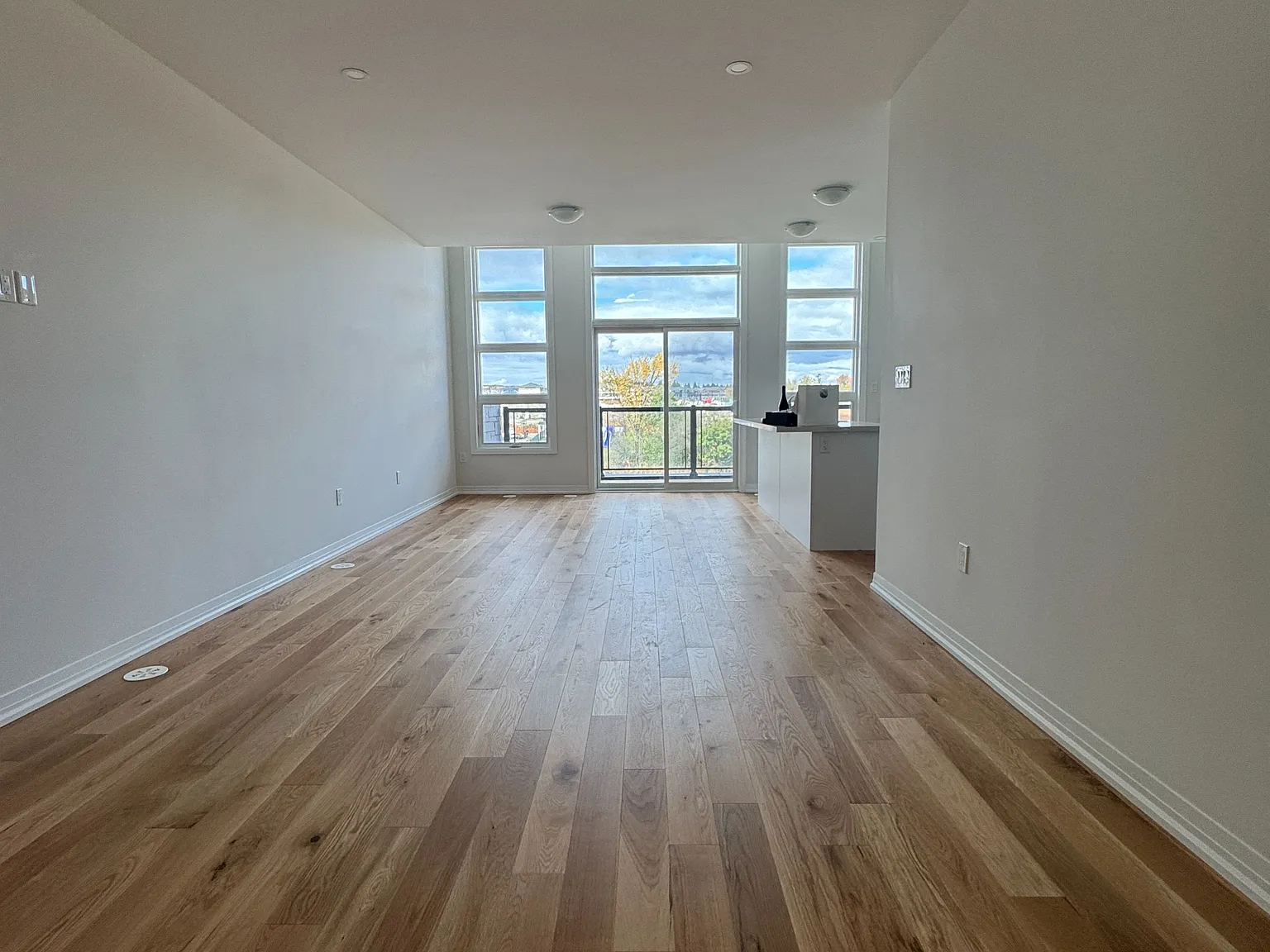 5 bed, $4,300 — Photo 3