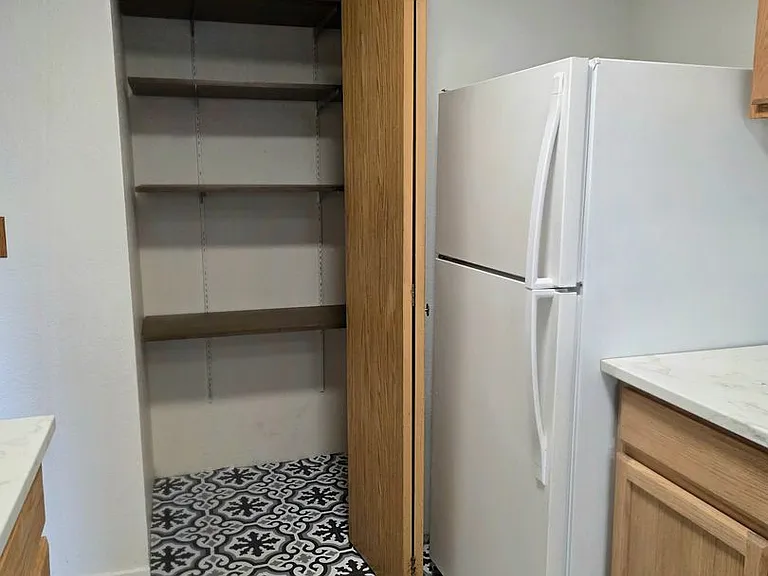 1150 Sunset Blvd NE #116 — Photo 13
