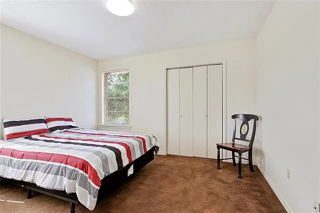 1208 Cambridge Dr — Photo 11