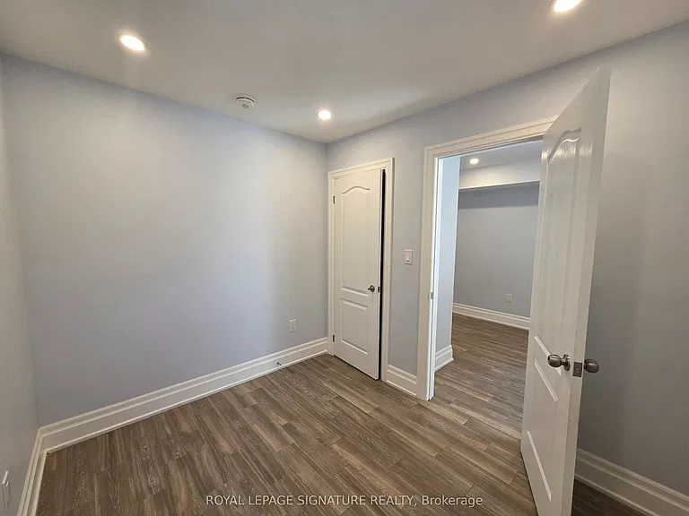 33 Ingleside Dr #LOWER — Photo 5
