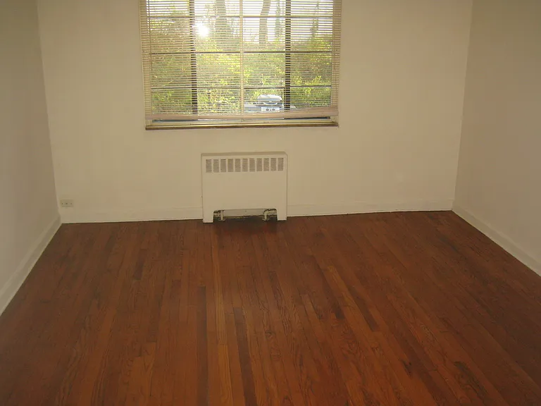 330 Hart Blvd — Photo 6