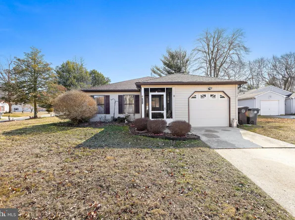 401 Betsy Ross Ln, Little Egg Harbor, NJ 08087