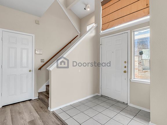 3rd image of 1003 Enfilar Ln