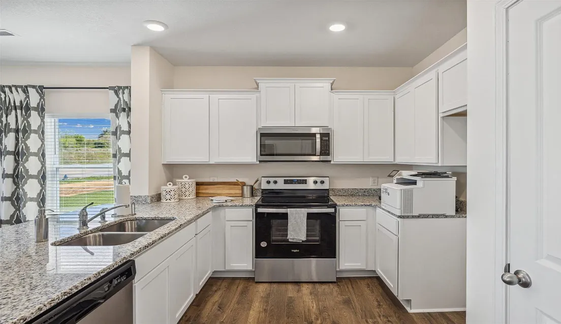 302 Wall St — Photo 4