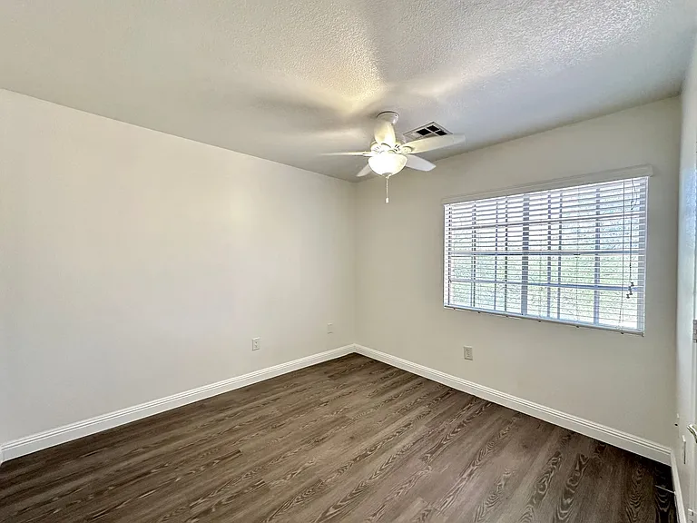11028 Meadow Leaf Ave — Photo 19