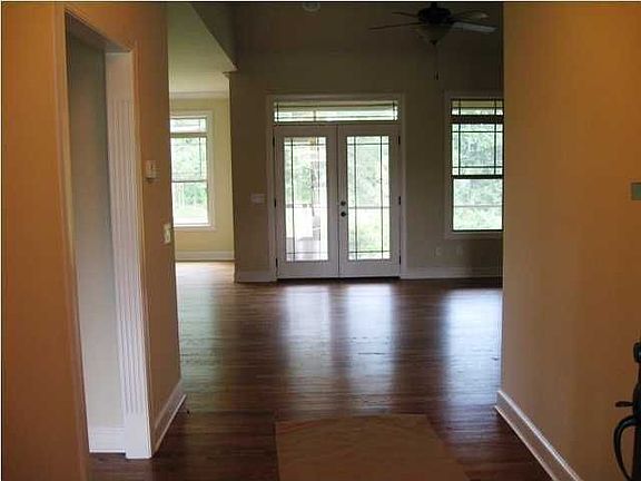 3rd image of 4543 Sweetberry Ln