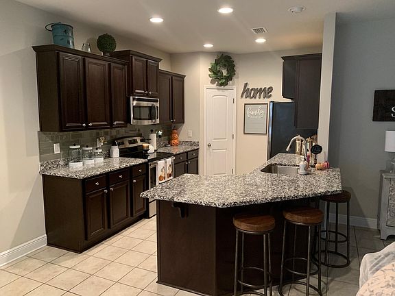 3rd image of 1835 Triton Dr
