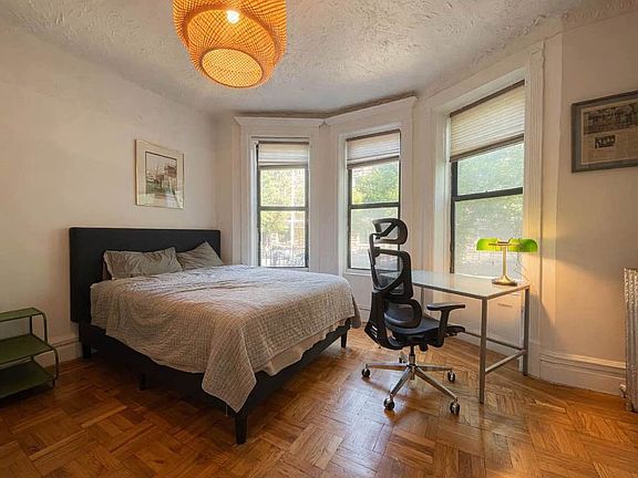 2nd image of 1054 Bergen St APT 1C